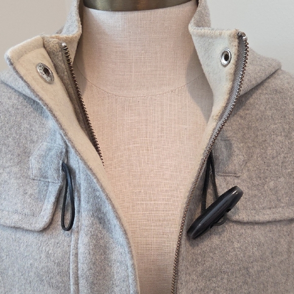 Banana Republic Women's Gray Toggle Coat - Picture 3 of 6